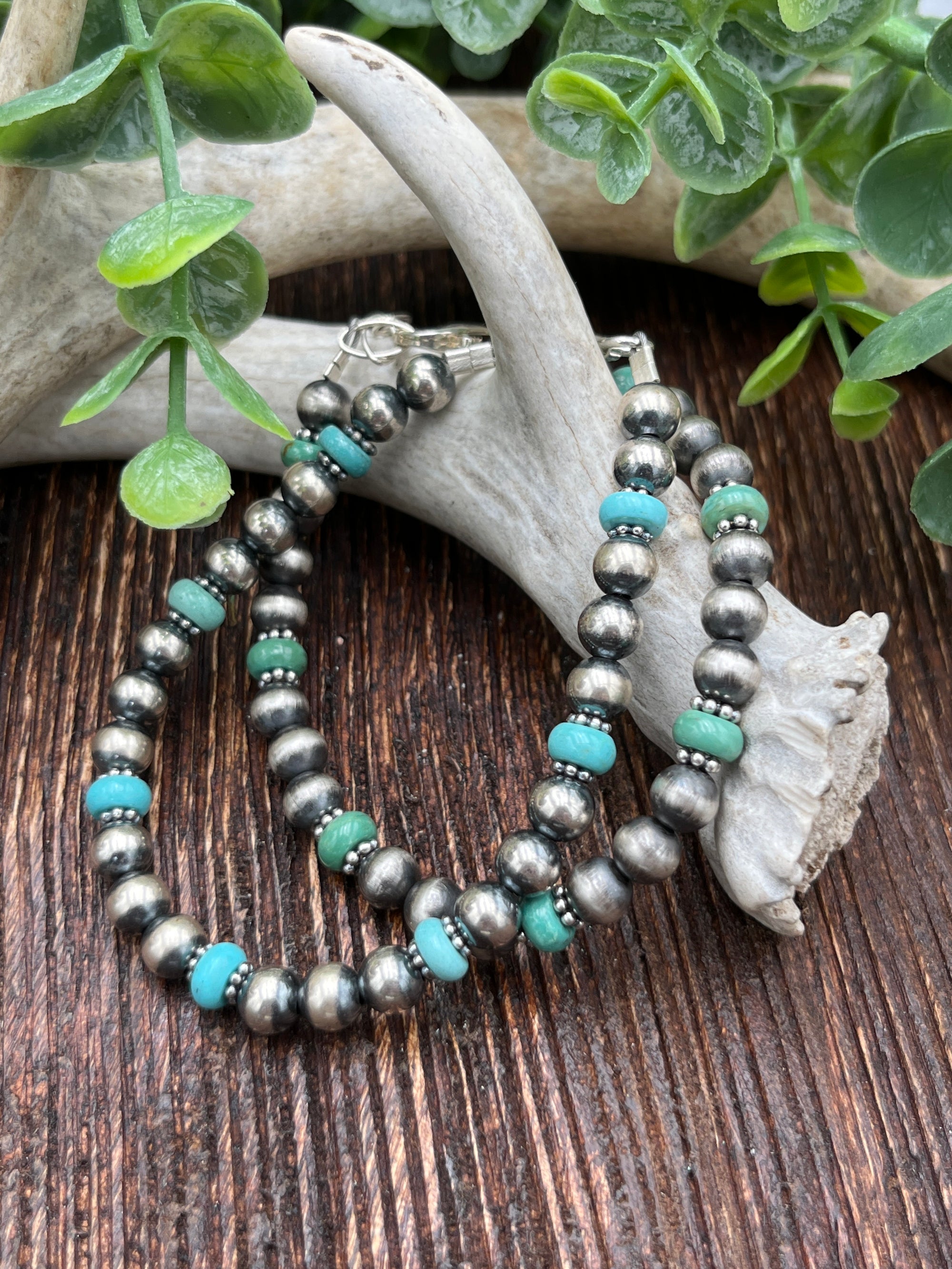 Post Falls 6mm Navajo Pearl & Turquoise Bead Bracelet