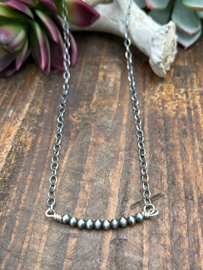 Stanton Link Chain With 4mm Center Navajo Pearls - Silver