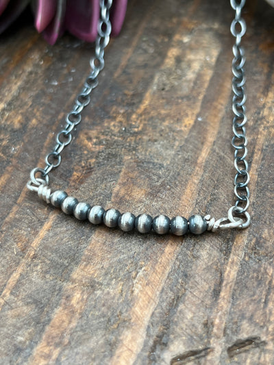 Stanton Link Chain With 4mm Center Navajo Pearls - Silver