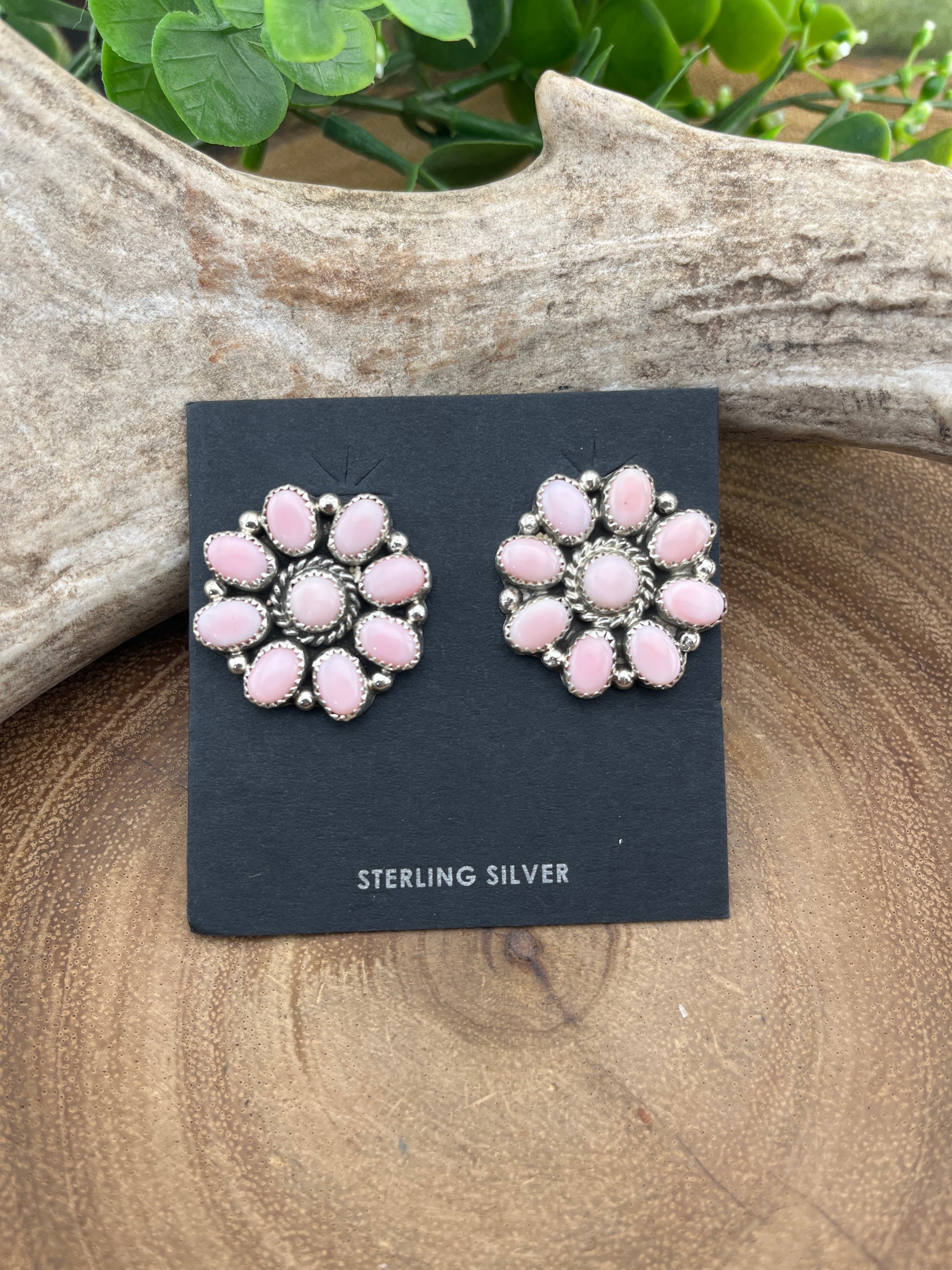 Tilly Sterling Pink Conch Cluster Post Earring 1"