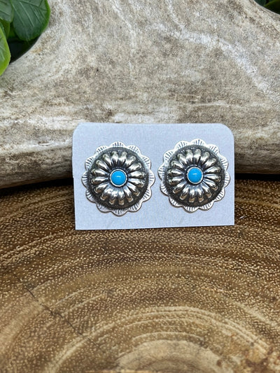 Bundt Sterling .75" Scalloped Round Concho Post Earrings - Turquoise