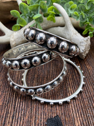 Renegade Sterling Dark Background Ball Bracelet