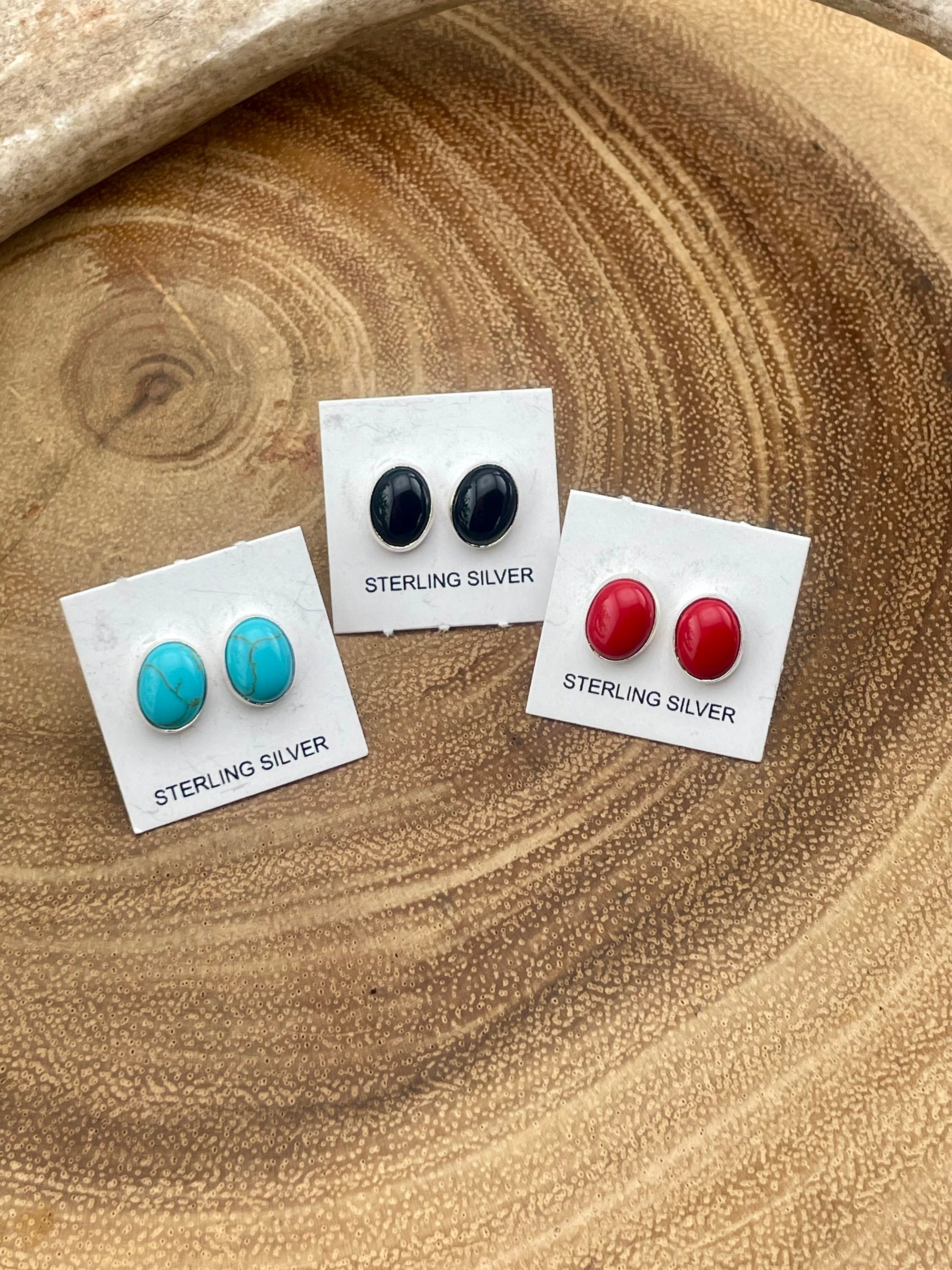 Layla Oval Stud Earrings - 10mm