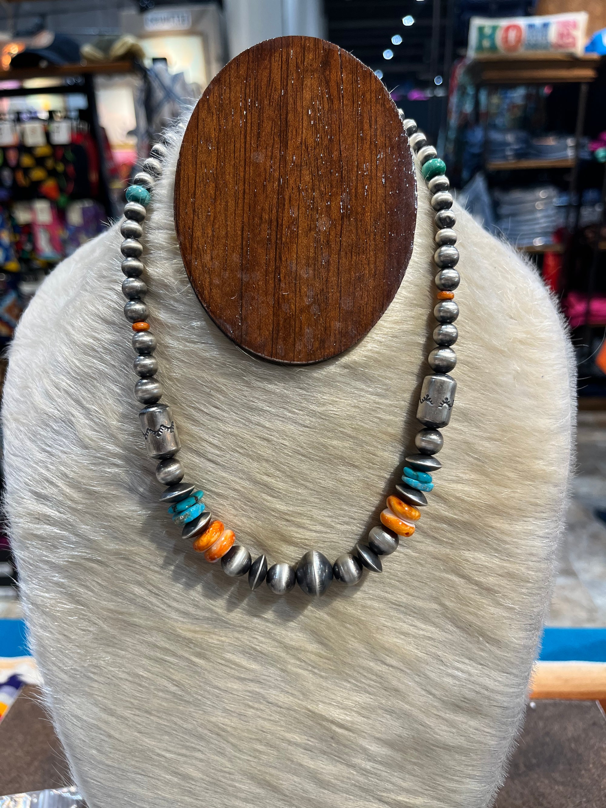 Carson Varied Navajo Necklace With Kingman & Orange Spiny - 18"