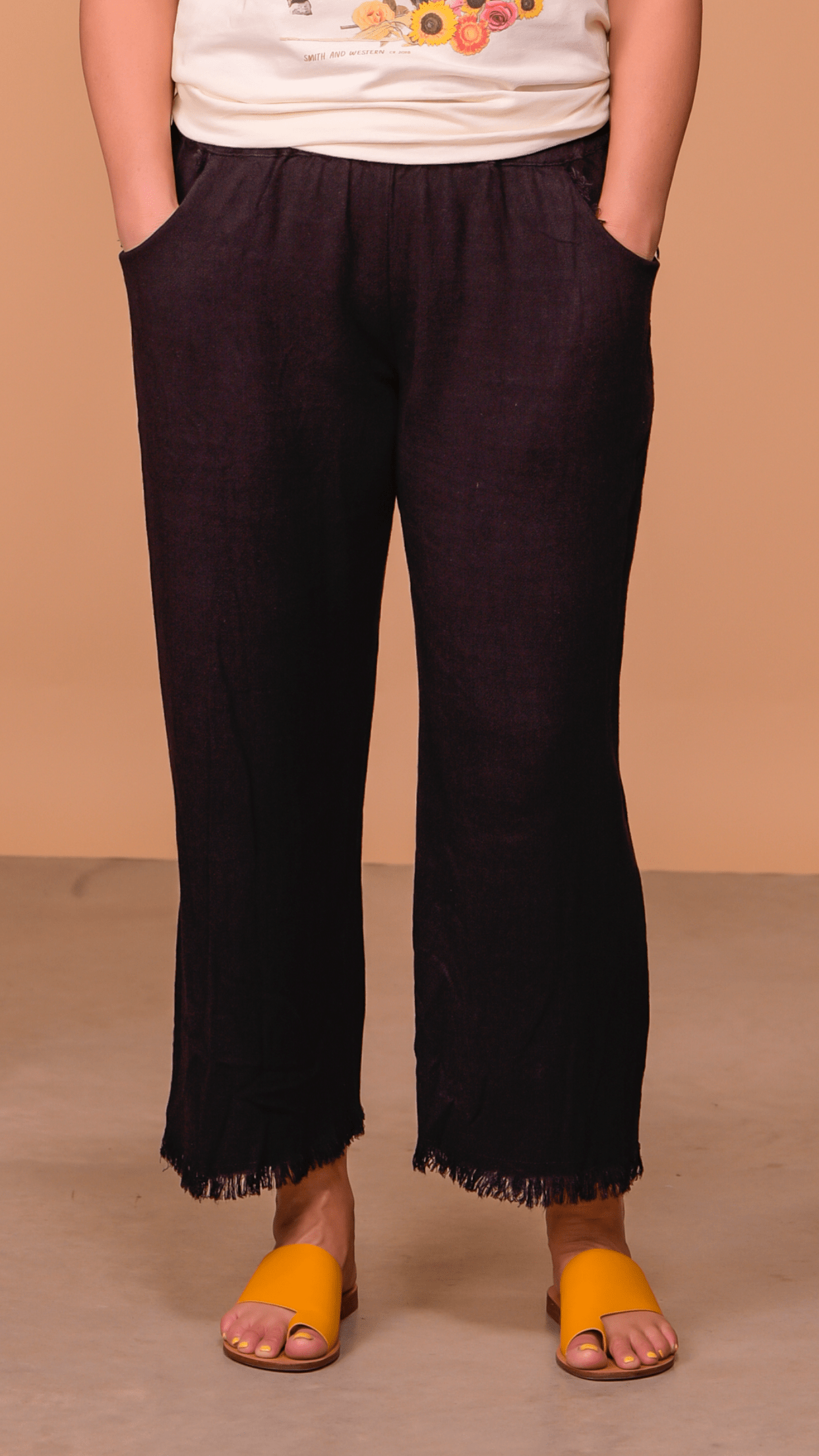 BARREL TROUSERS WITH CUFFED HEMS - Black